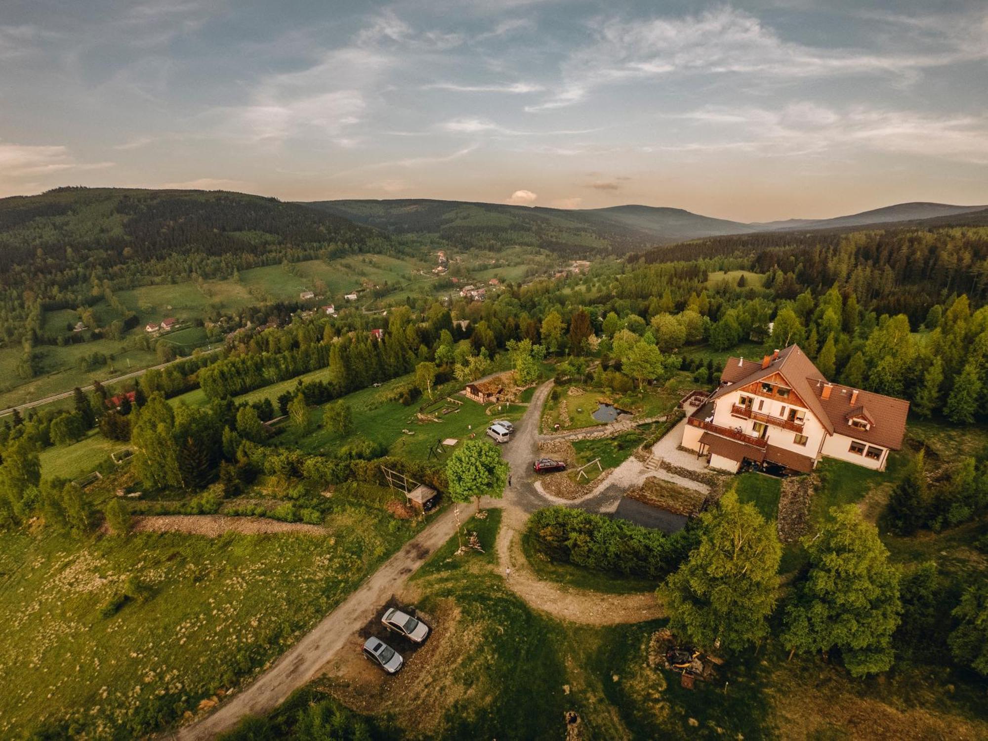 Willa Z Gwarantowanym Widokiem Na Gory Aleksander Panorama Świeradów-Zdrój Eksteriør bilde